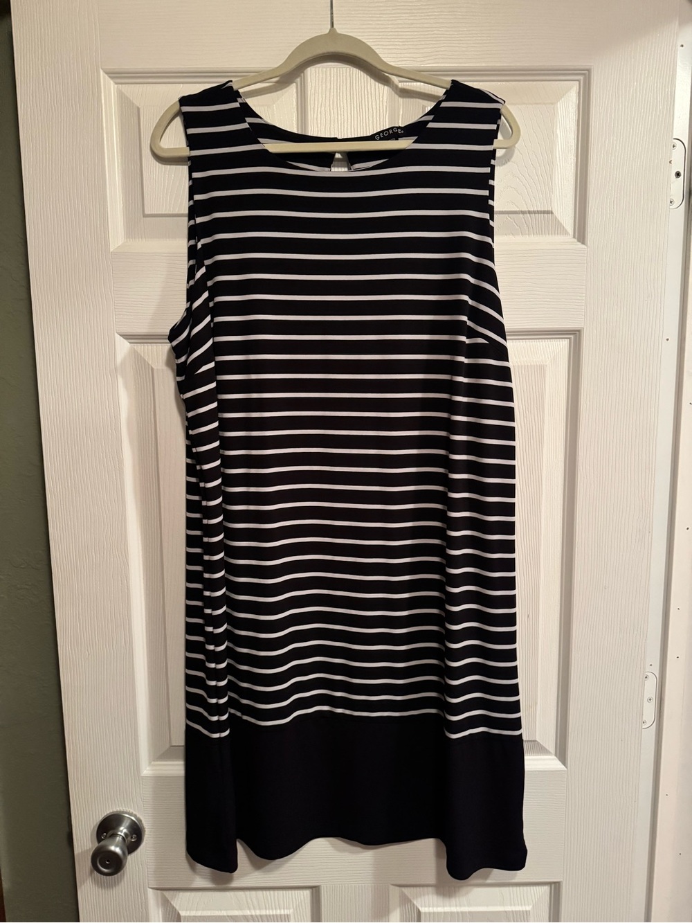 George Sz XXL (20) Black and White Striped Sleeveless Shift Dress